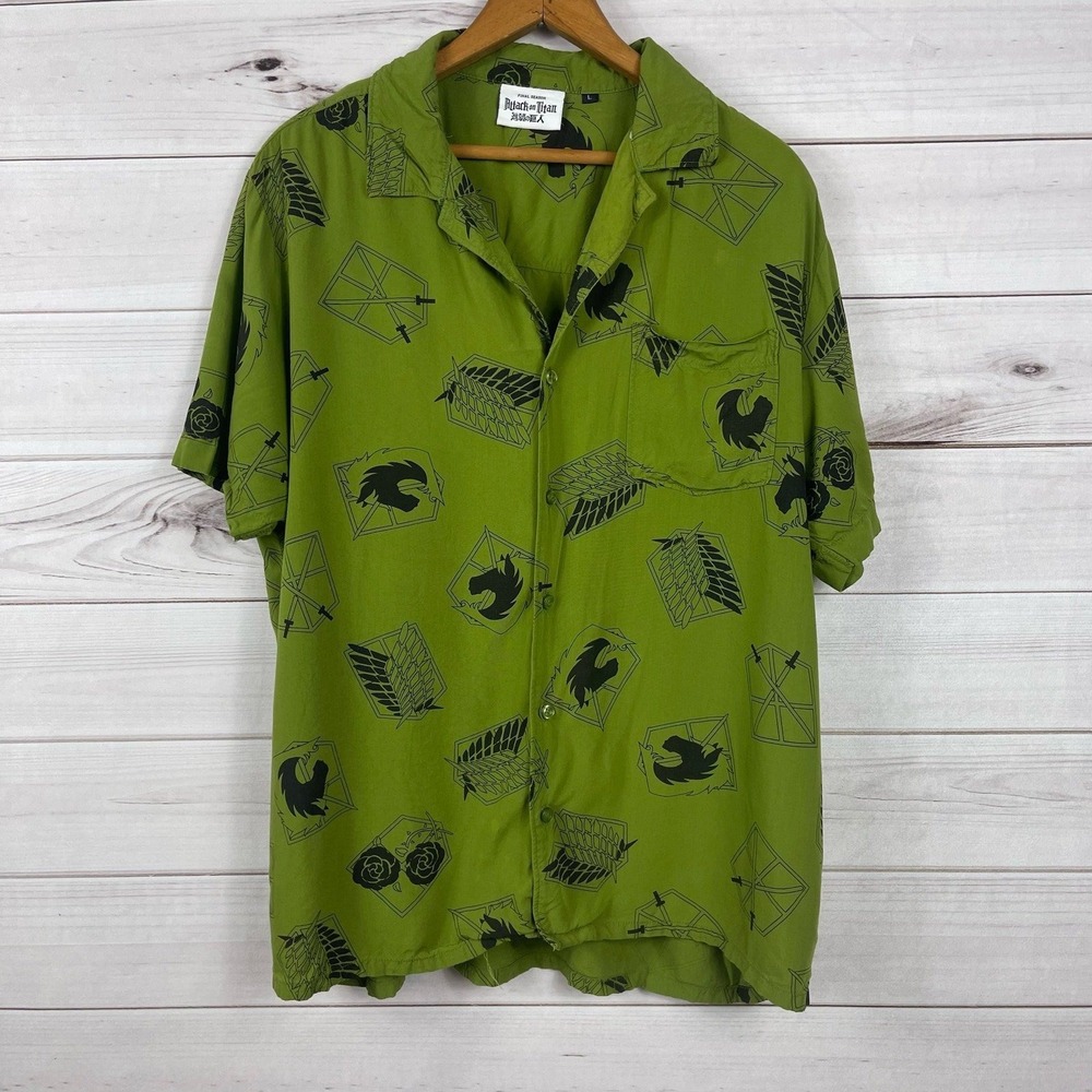 Attack on Titan Short Sleeve Button Down Shirt Ripple Junction Mens‎ L